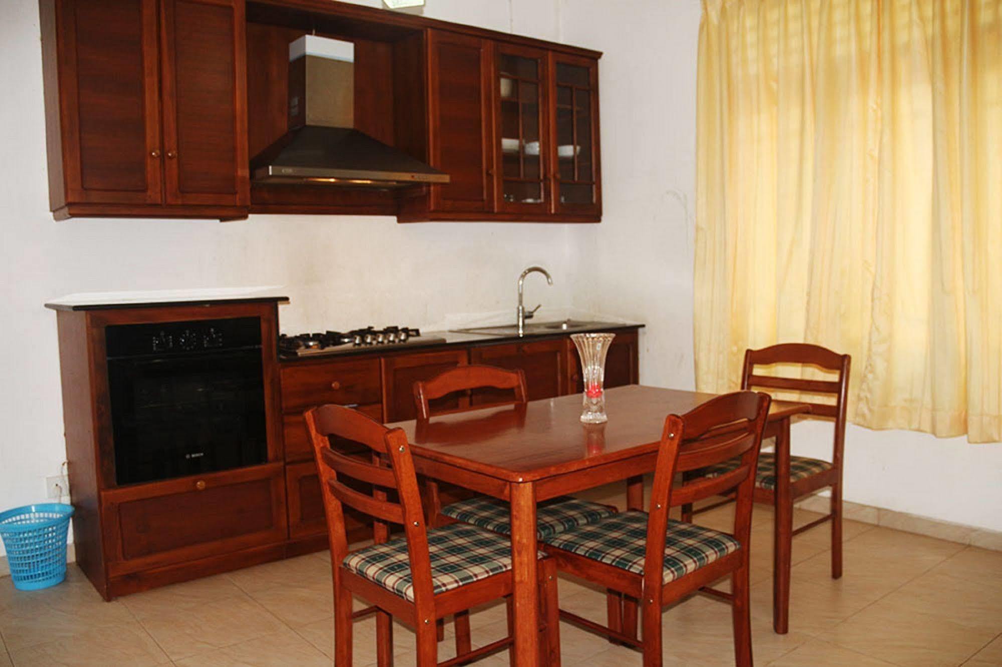 Hotel Red Rose Negombo Eksteriør billede