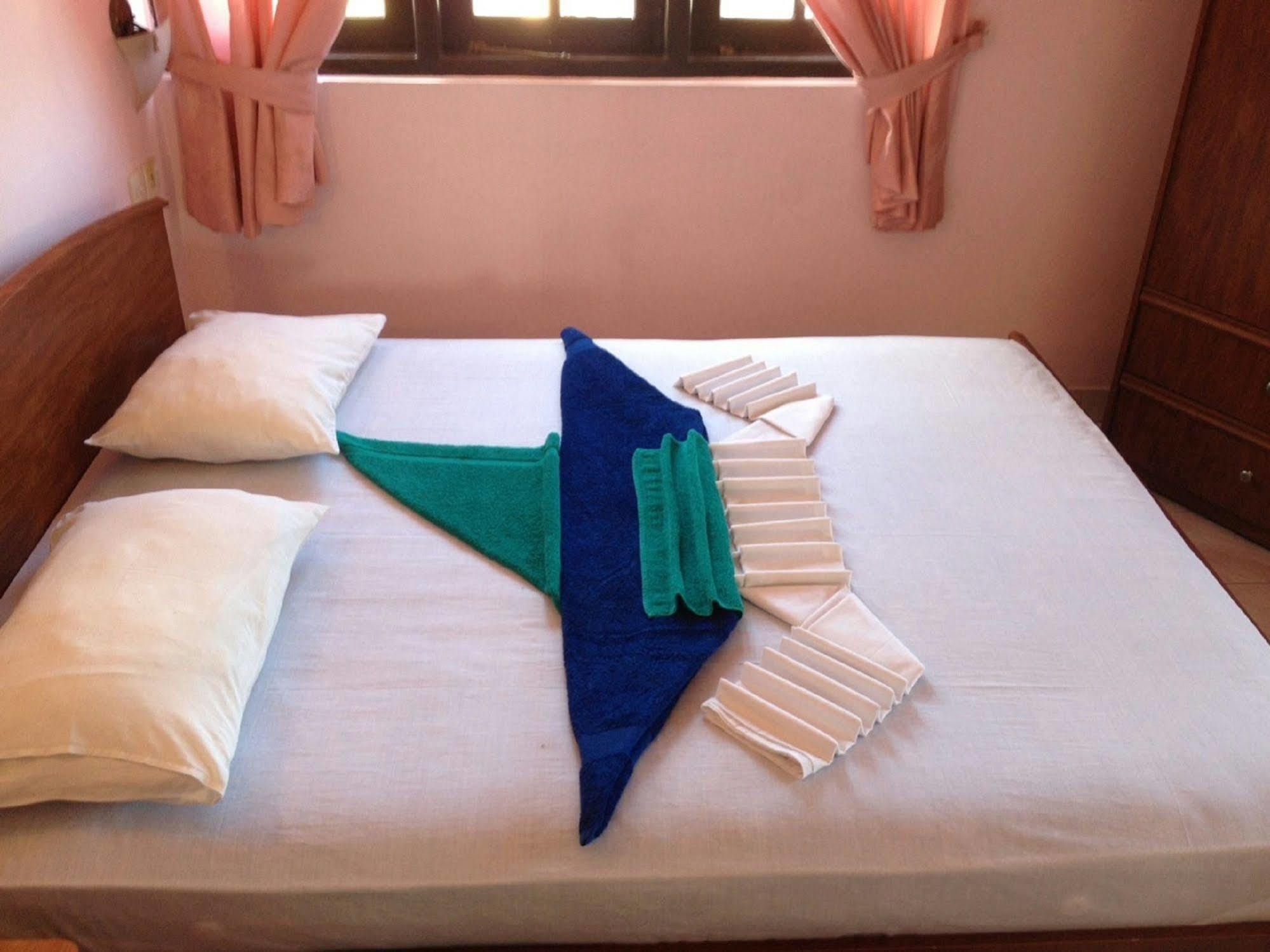Hotel Red Rose Negombo Eksteriør billede