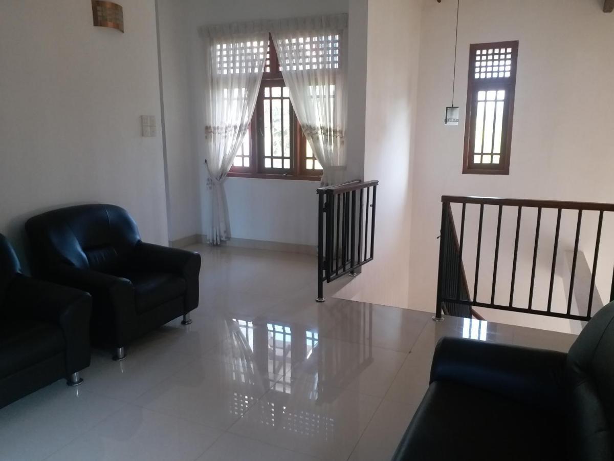 Hotel Red Rose Negombo Eksteriør billede